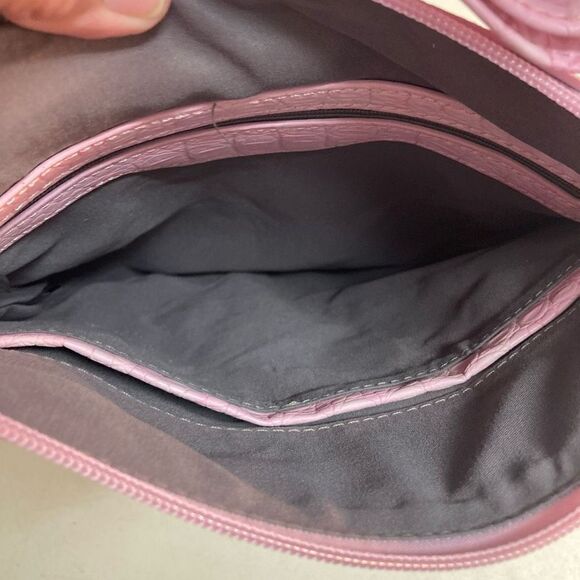 MOSSY OAK Womens Crossbody Shoulder Bag Camo‎ Pink & Brown Studded Cross NEW - Picture 9 of 9